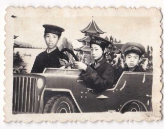 Boys Pla Clothes Studio Photo Prop Jeep Car Painted Backdrop Cultural Revolution