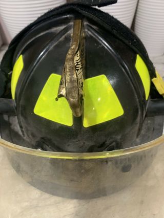 Cairns 1044 Firefighter Helmet with Shield 1971/2007 Edition 2