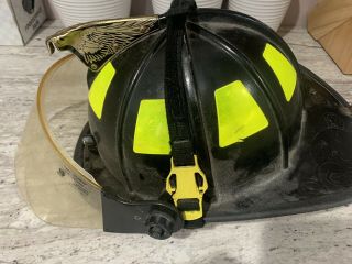 Cairns 1044 Firefighter Helmet with Shield 1971/2007 Edition 6