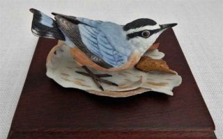 LENOX Fine Porcelain RED - BREASTED NUTHATCH Bird Figurine On Wood Base 4