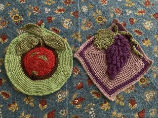 Apple Grapes Vintage Antique Crochet Pot Holders Hot Pads 2