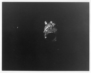 Apollo 13 / Orig Nasa 8x10 Press Photo - View Of Spacecraft