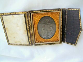 Antique Photograph Ambrotype Pic Little Girl Brown Case