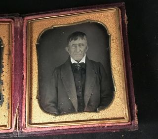 TWO 1/6 PLATE DAGUERREOTYPE IMAGES,  HUSBAND,  WIFE,  DOUBLE CASE,  NO WIPES 2