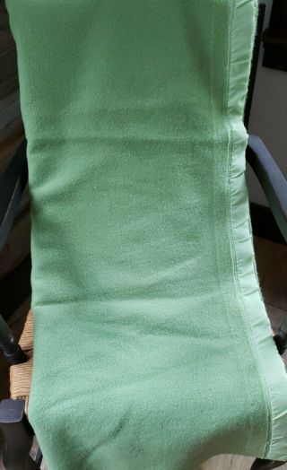 Vintage Heavy Wool Green Satin Edge Blanket Throw 60 