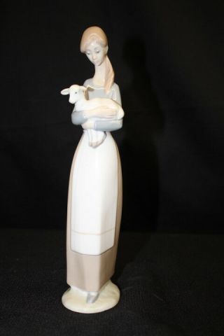 Lladro Porcelain Figurine Girl With Lamb Retired 10 1/2 " Style: L4505g