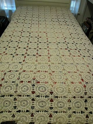 Crocheted Lace Ivory Handmade Tablecloth Or Twin Coverlet Bedspread 66 X 74