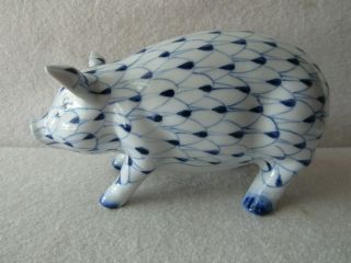 Andrea By Sadek Blue/white Pig Or Hog Hand Painted Fishnet Pattern Herend Style