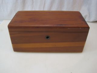 Miniature Lane Cedar Chest Trinket Box Salesman Sample Heilig Meyers Co B8063