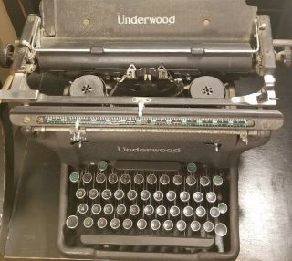 Antique Underwood No.  5 Standard Vintage Typewriter Vintage Rare Keys Work