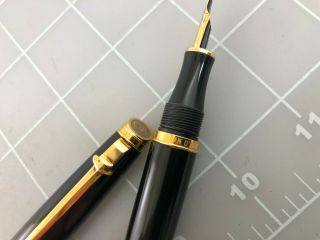 Judd ' s Caran d ' Ache Leman Black Fountain Pen w/18kt.  Gold Medium Nib 5