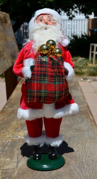 Byers Choice Santa Claus With Plaid Package