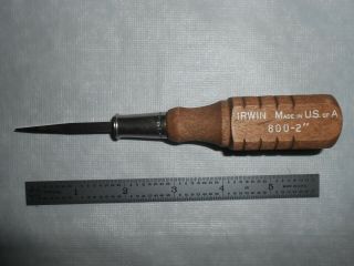 Vintage " Irwin 800 - 2 " Wood Handle Flat Tip Screwdriver Made In U.  S.  Of A.
