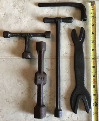 Set Of 5 Antique Square Nut Wrenches T Handle Tools Farm Implement Tractor