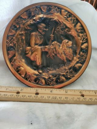 Vintage Collectible Metal Coppercraft Hunting Dog And Hunter 7 In Plaque Plate