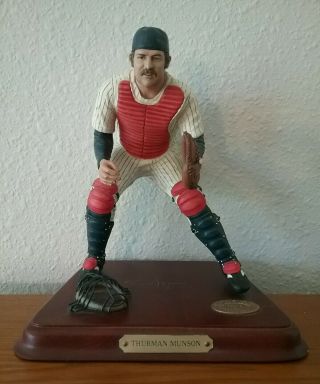 Danbury York Yankees Thurman Munson Baseball Figurine Statue