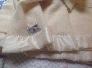 Vintage Faribo Wool Blanket Satin Binding Full Off White 80 By 63
