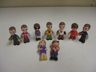 9 Funko 2013 Mystery Mini The Big Bang Theory With Howard Wolowitz In Red Shirt
