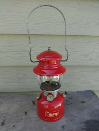 Vintage 1959 Coleman Red 200a Single Mantle Camp Lantern 7 / 1959