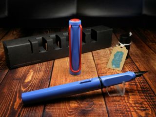 Lamy " Safari " Fountain Pen - French Blue & Red - Limited Edition - Germany 2006