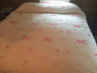 Vintage Jc Penny White Chenille Bedspread Pastle Pink Floral Coverlet Twin Size.