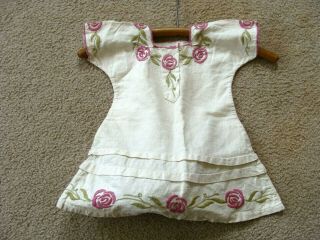 Vintage Laundry Clothes Pin Bag Holder,  Embroidered Dress