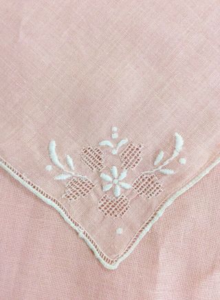 6 Vintage Pink Linen Hand Embroidered Cocktail Napkins Decorative Edging