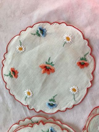 9 / 6 " Coasters Doilies Hand Embroidered Colorful Flowers Vintage Fine Linen
