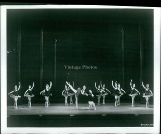 1967 American Ballet Theater Lucia Chase Directors Oliver Smith Theme Photo 8x10