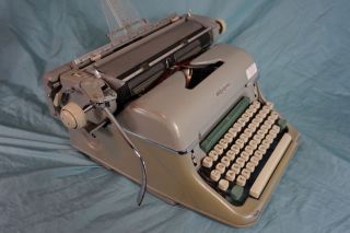 1960s Green Olympia SG1 Typewriter in great safe 2