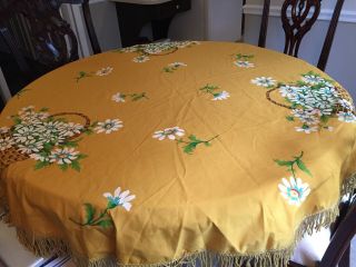 VTG Hand Painted Round Tablecloth 64 1/2 Including Fringe Baskets of Daisies 3