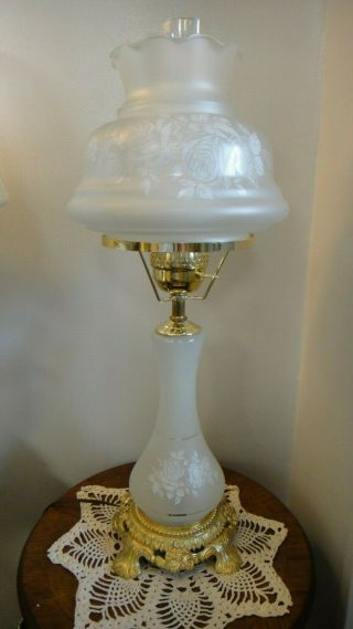 Vintage Electric Gwtw Style Hurricane Globe Table Lamp With White Roses Large