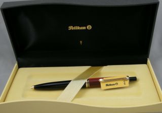 Pelikan K400 Souveran Red Stripe,  Black & Gold Ballpoint Pen - 2000 