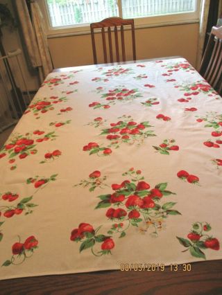 Vintage Wilendur Cotton Tablecloth Strawberries 54.  5 " X 64 " Pre - Owned Ex Cond