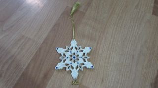 Lenox 2009 Snowflake Ornament Gem Gemmed Great Shape Retired