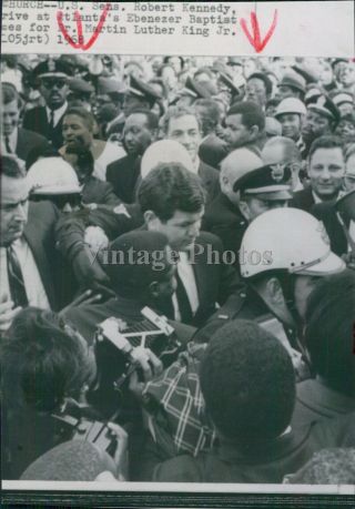 1968 Robert Kennedy Us Senator Ebenezer Baptist Martin Luther Wirephoto 6x8