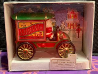 Hallmark Keepsake Ornament Mib Dated 1981 3rd In Series - Rooftop Deliveries