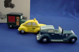 Dept 56 Christmas In The City Automobiles Set Of 3 Taxi,  Truck,  Limo 59641