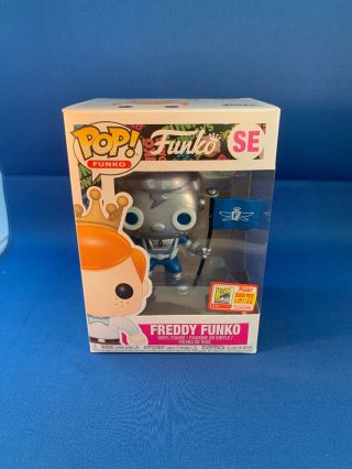 Funko Pop Freddy Funko Silver & Blue Space Robot Le2000 Fundays Sdcc Exclusive