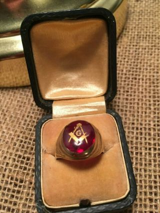 Masonic Ring Vintage 10k Gold 1940s Red Stone Mens 7.  5 - 8
