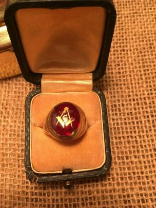 Masonic ring vintage 10K gold 1940s red stone mens 7.  5 - 8 2