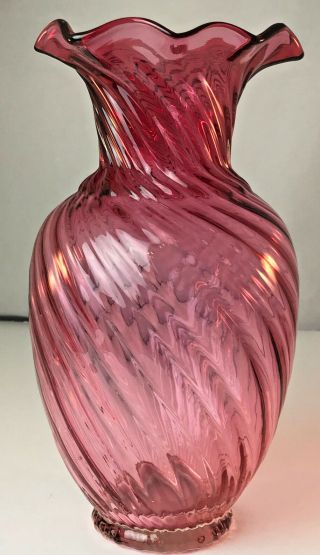 Cranberry Swirl Art Glass 10 1/2 " Vase Ruffle Top