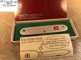 3 - 5/8 " Closed 1983 Victorinox Soldier Silver Alox Folding Pocket Knife Stainless