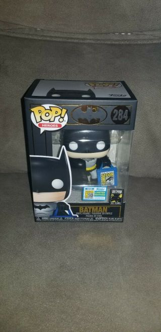 Official Sdcc 2019 Funko Pop Dc Heroes Batman W/ Sdcc Bag 50th Anniv In Hand