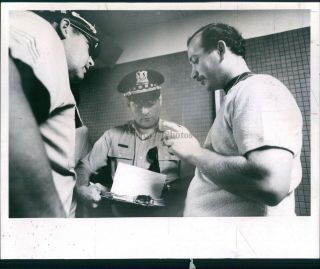 1969 Robert Frontier Artist Police Sergeant Frank Ward Pat Officer Photo 8x10