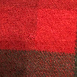 PENDLETON Red Olive Green Buffalo Plaid Wool Throw Blanket 65”x52” Vtg FLAWED 7
