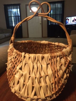 Vintage Large Butt Basket (Egg Gathering Baskett).  God ' s Eye 2