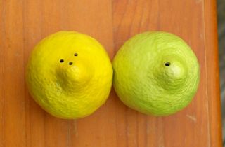 Lemon & Lime Citrus Salt & Pepper Shaker Set With Plastic Stoppers 3 1/2 