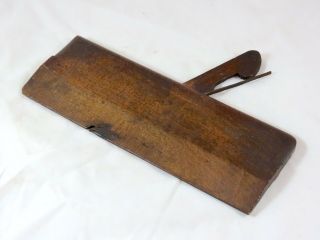 Antique 18th - Early 19th C Wooden Molding Plane - Thin Blade