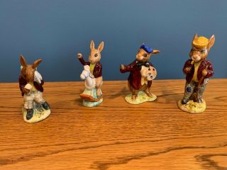 Royal Doulton Bunnykins - - Set Of 18 Figurines - -